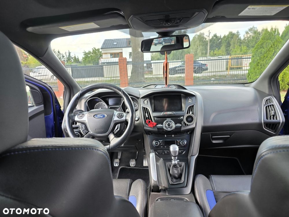Ford Focus - 5