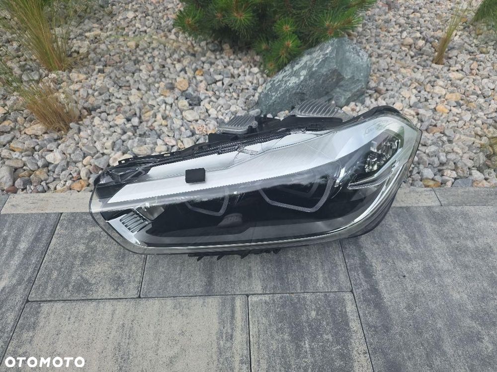 BMW X2 F39 Lampa lewa przód Kompletna Full Led Dynamic 6311-8738185-04 - 2