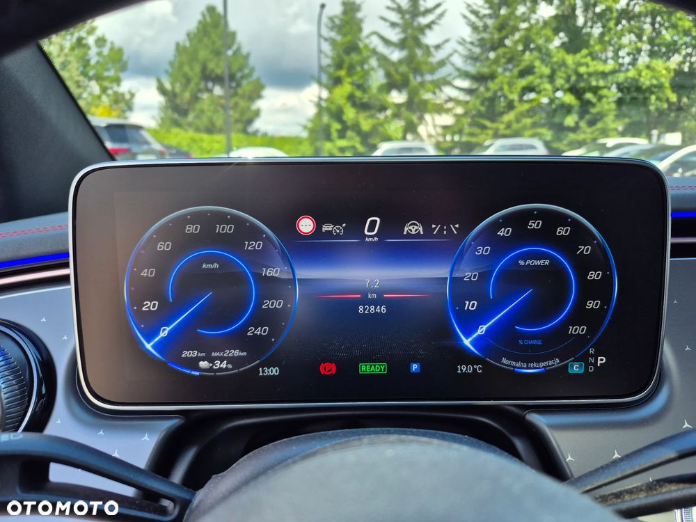 Mercedes-Benz EQE 350 89kWh 4-Matic AMG Line - 17