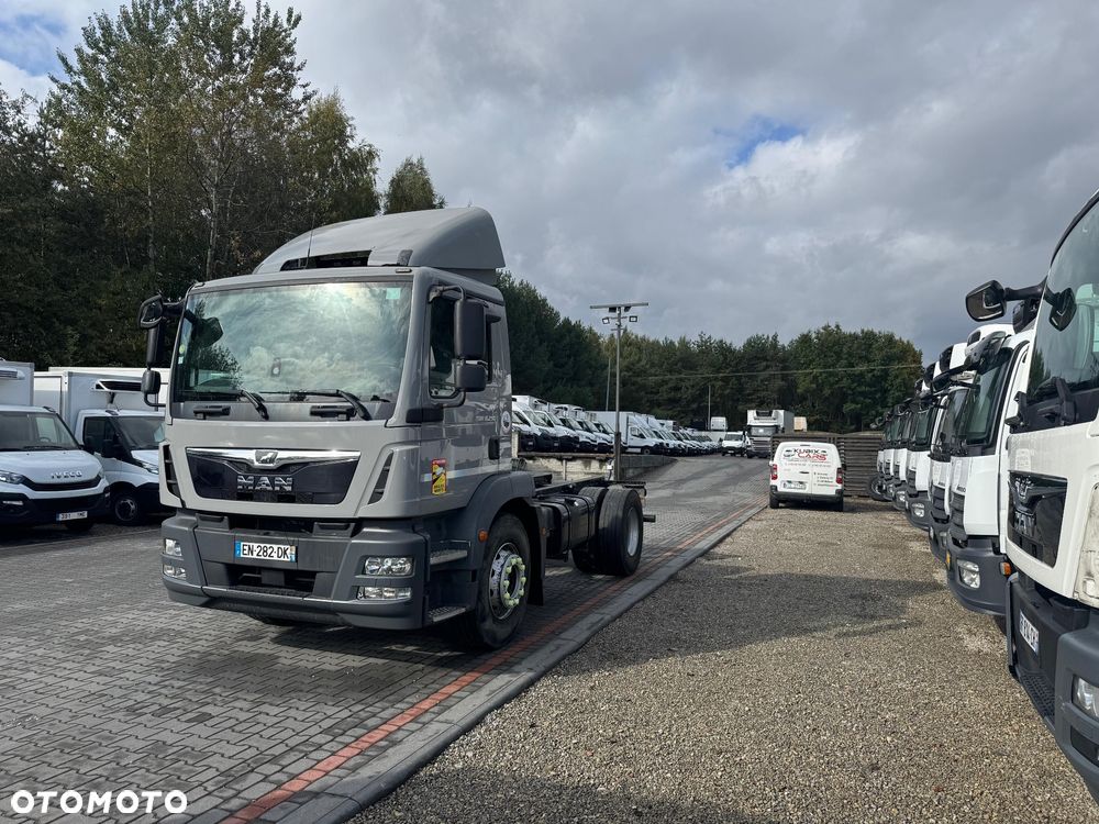 MAN TGM 18T  TGL Krótki rozstaw osi BECZKA ASENIZACYJNA Wywrot Kiper Hakowiec Skibicki King - 3