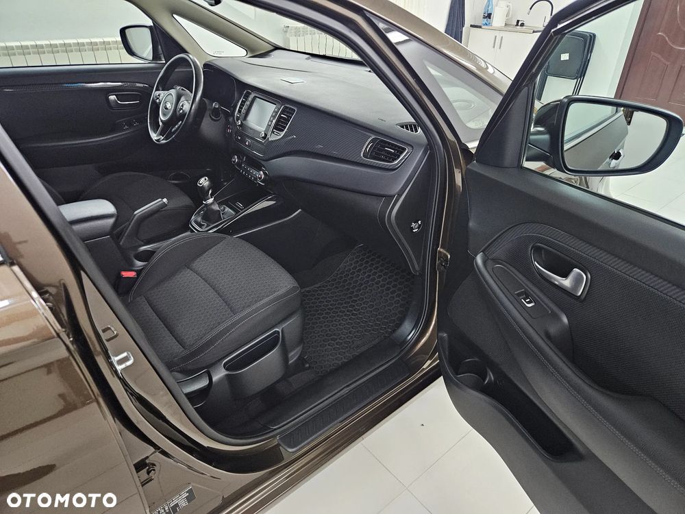 Kia Carens 1.6 GDI Business Line EU6 - 24