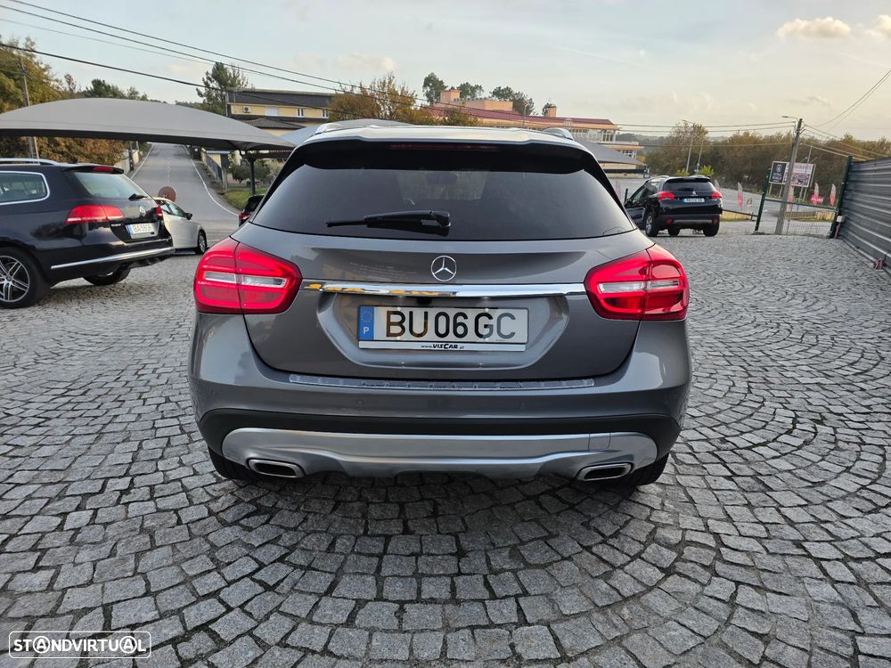 Mercedes-Benz GLA 200 (CDI) d Urban - 11
