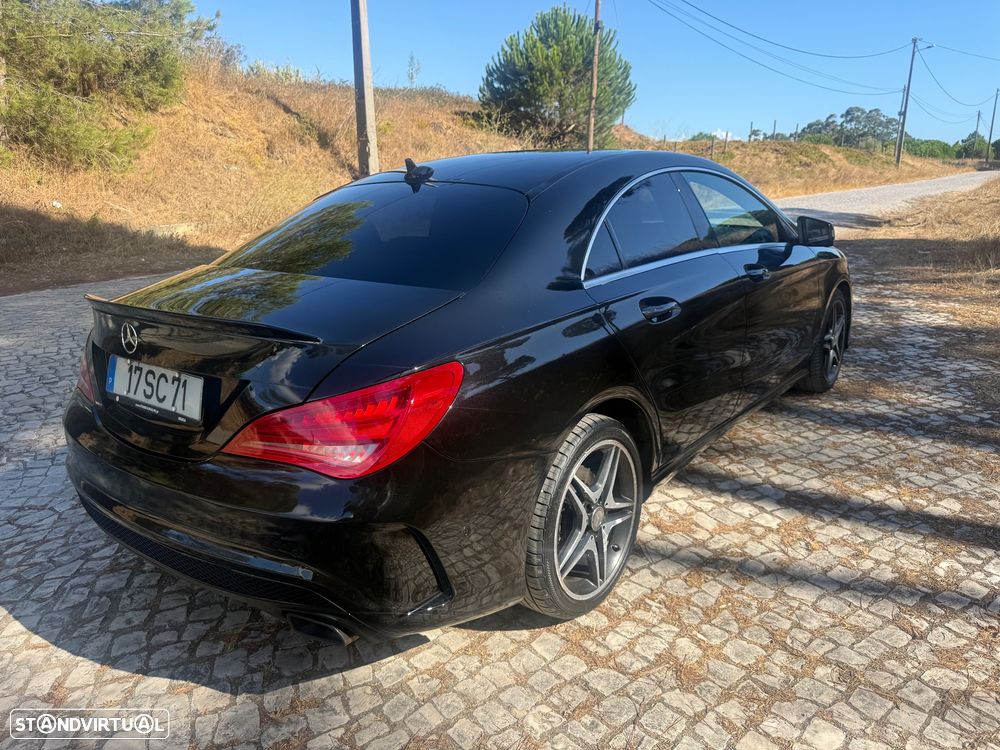 Mercedes-Benz CLA 220 CDI 7G-DCT AMG Line - 4