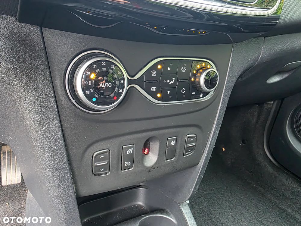 Dacia Logan TCe 90 S&S Stepway Celebration - 28