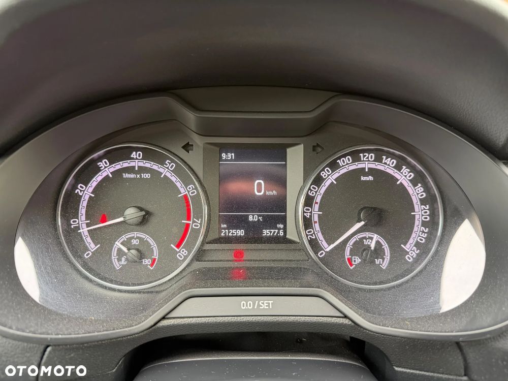 Skoda Octavia - 10