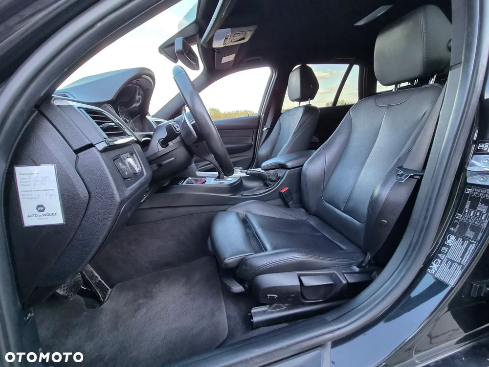 BMW Seria 3 320d xDrive Sport-Aut Sport Line - 22