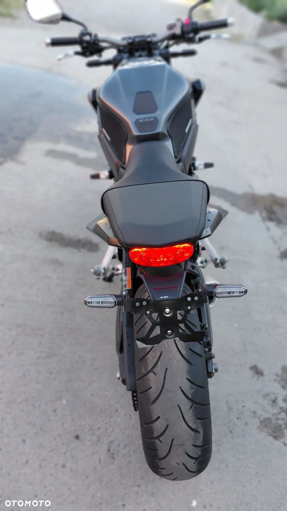 Honda CB - 3