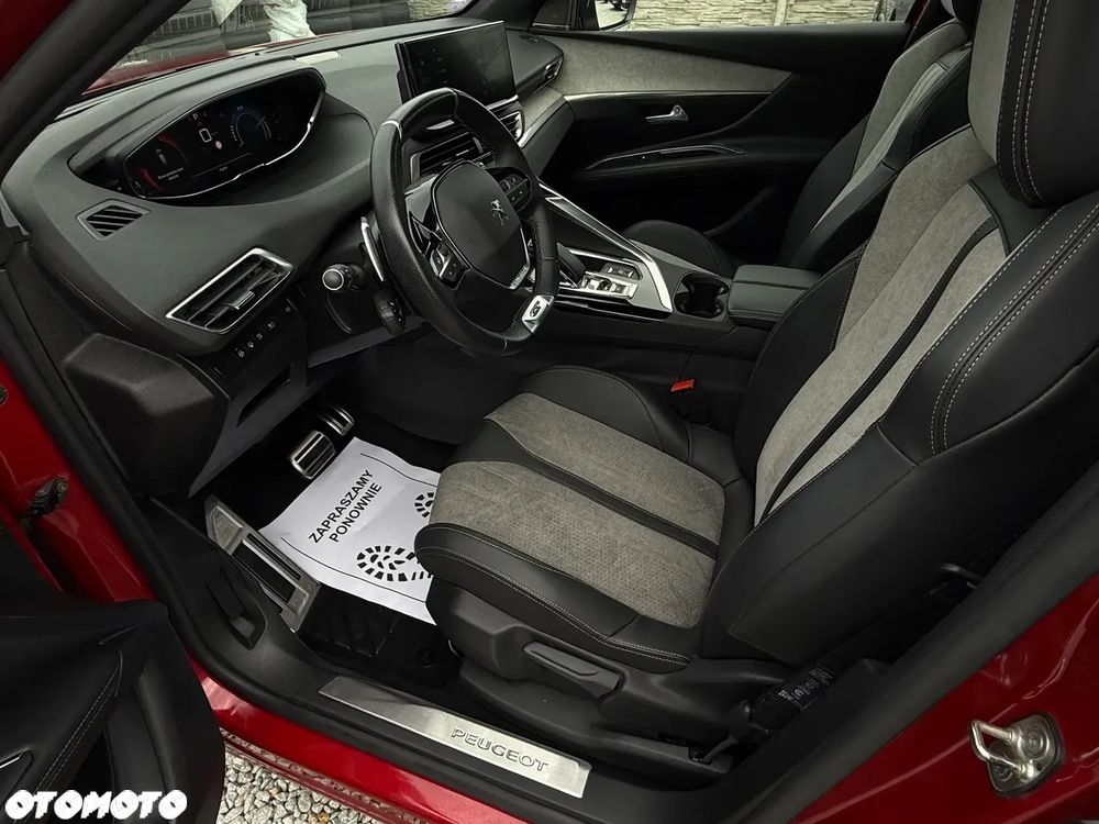 Peugeot 3008 Plug-In Hybrid 225 e-EAT8 GT - 29