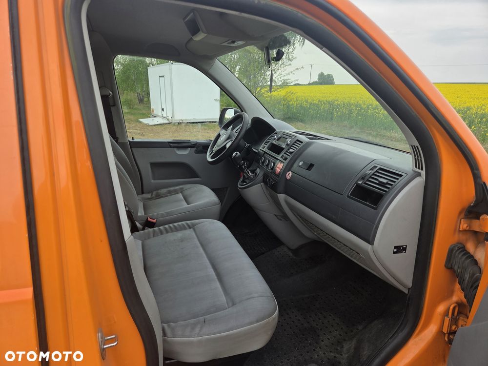 Volkswagen Transporter - 6