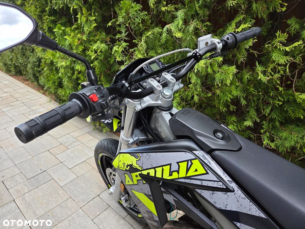 Aprilia SX - 17