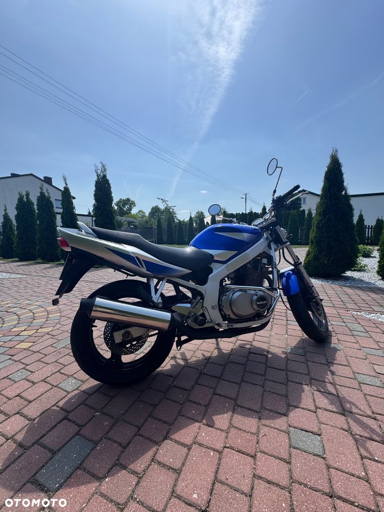 Suzuki GS - 3