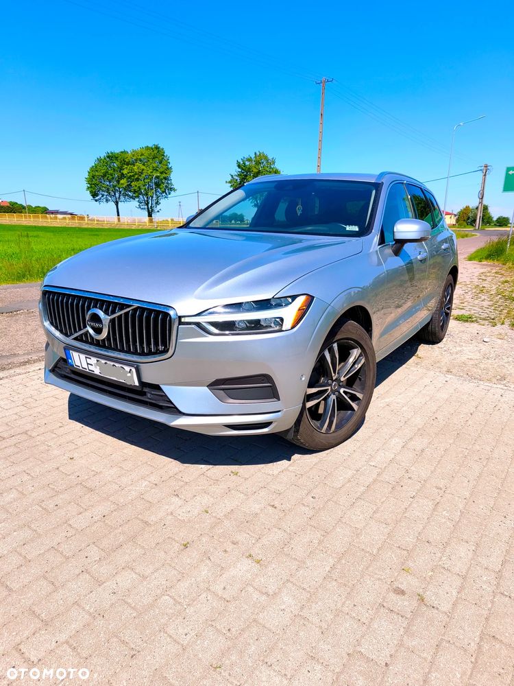 Volvo XC 60 T6 AWD Geartronic Momentum Pro - 1
