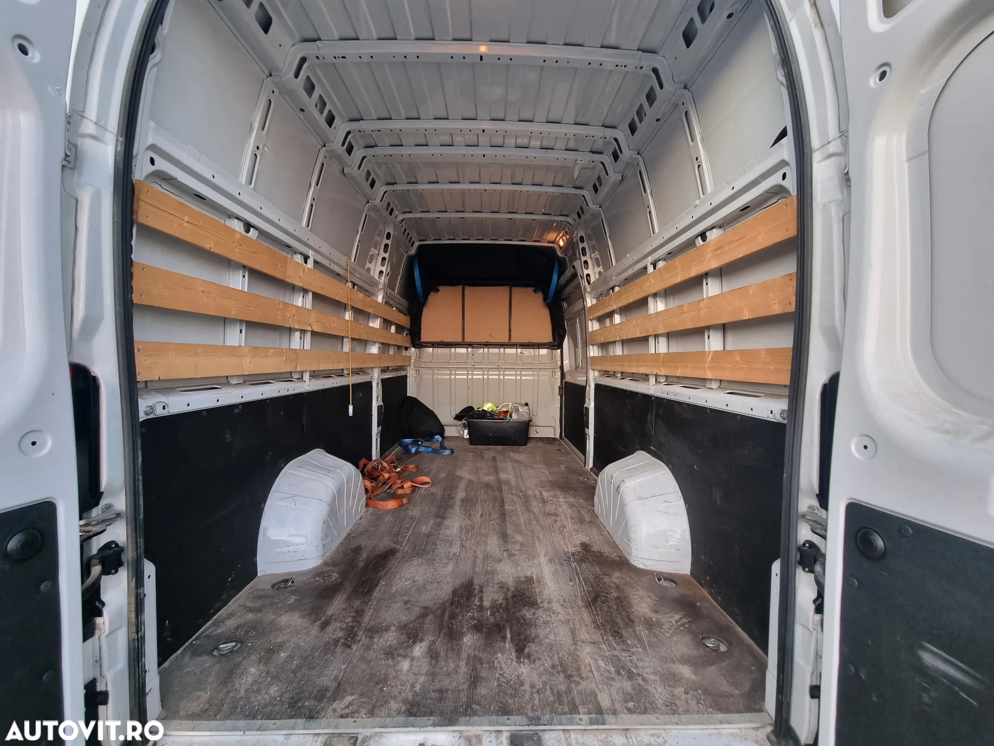 Peugeot BOXER - 21