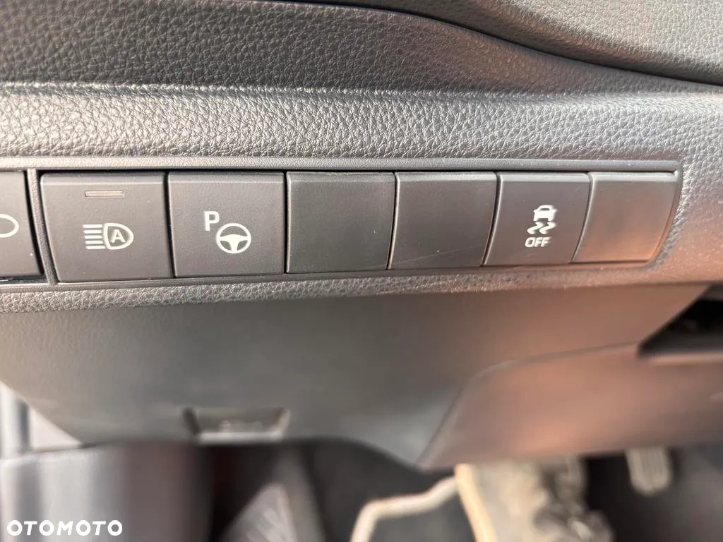 Toyota Corolla 1.8 Hybrid Executive - 21