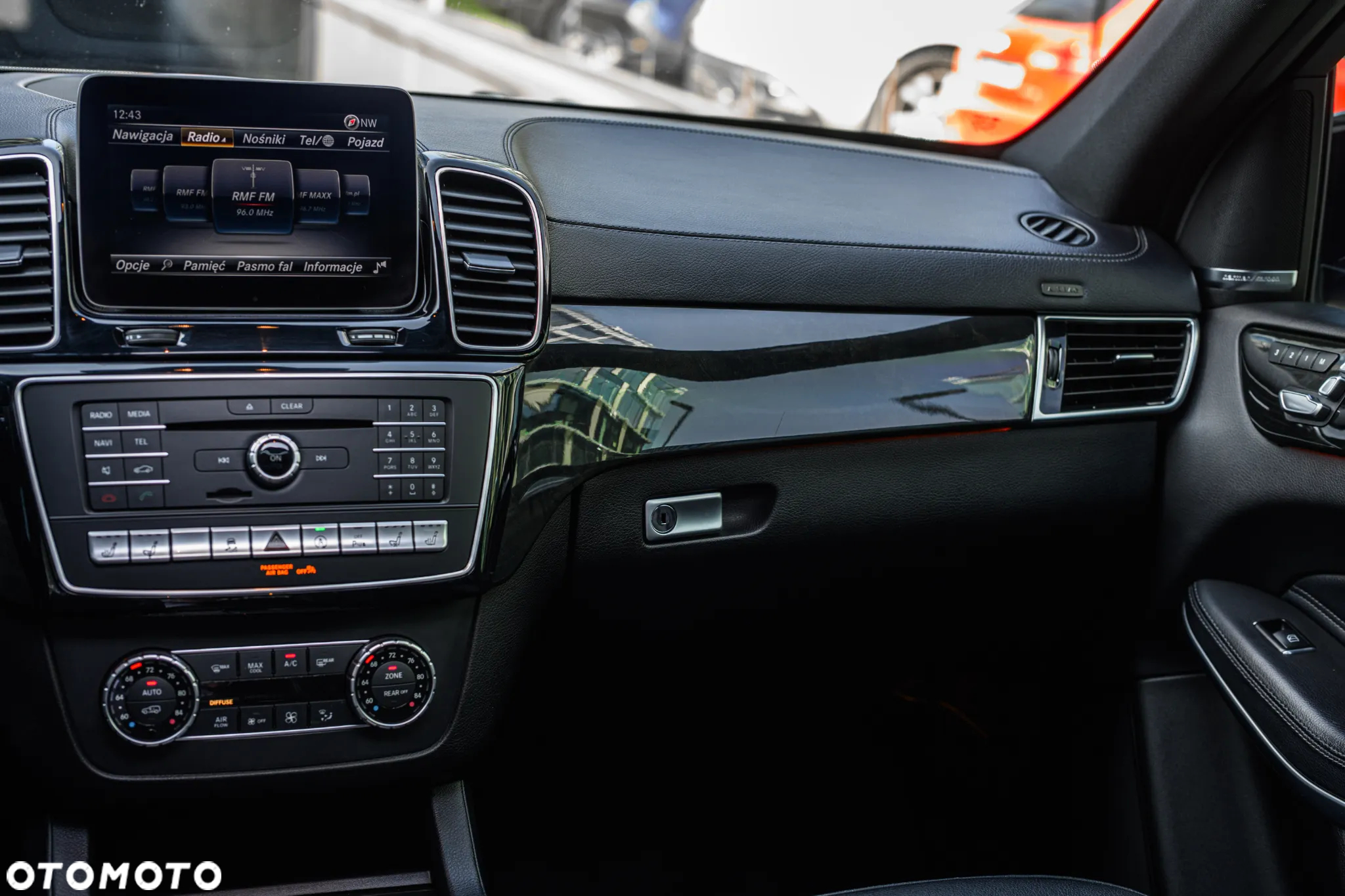 Mercedes-Benz GLS 500 4-Matic - 36