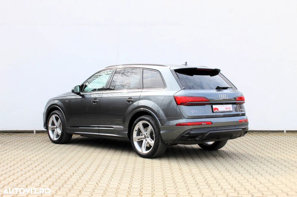 Audi Q7 3.0 55 TFSI quattro Tiptronic MHEV S Line - 4