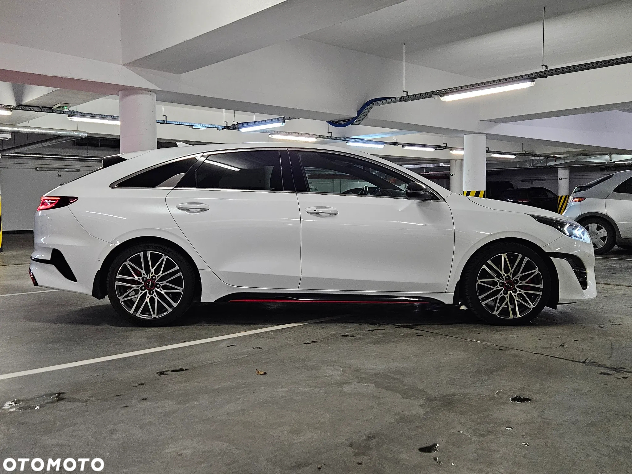 Kia ProCeed 1.6 T-GDI GT DCT - 6