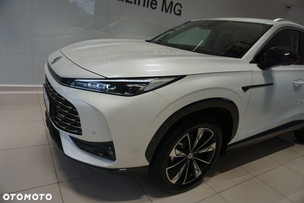 MG HS Hybrid+ - 10
