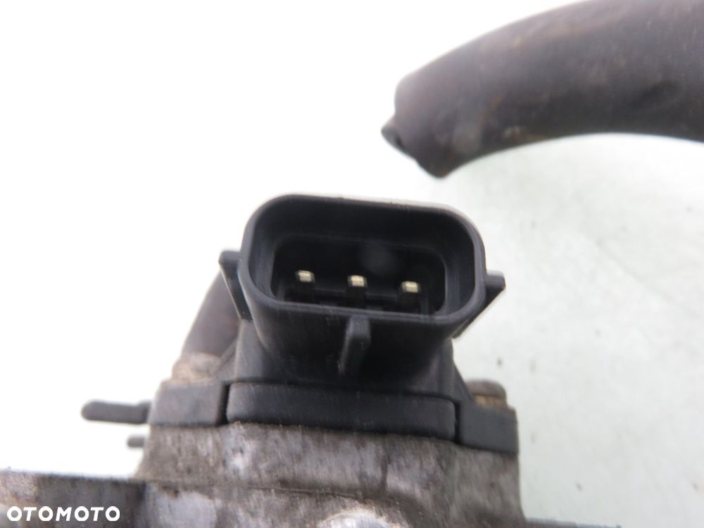 PRZEPUSTNICA DAIHATSU SIRION 1.0 R3 - 8945287114 0798005380 8942097204 - 4