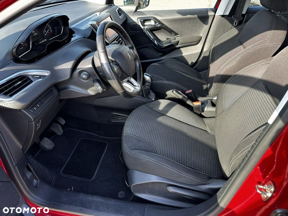 Peugeot 208 1.2 VTi Allure - 14