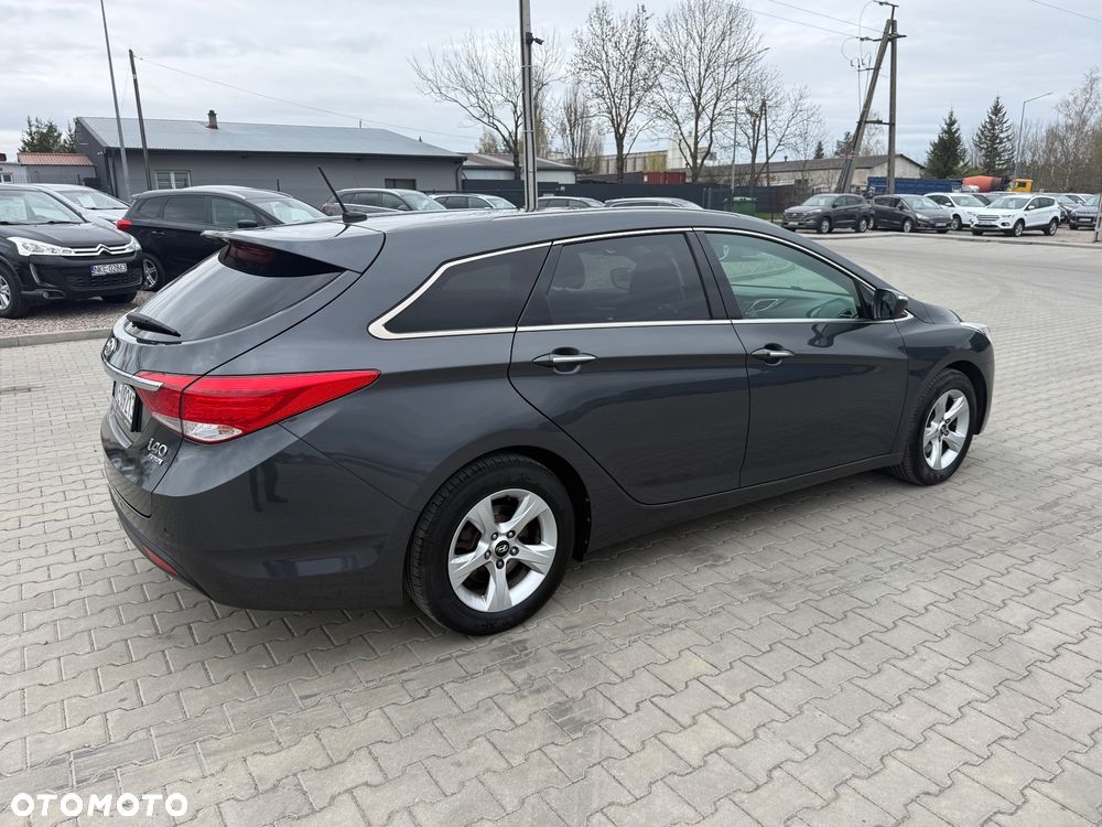Hyundai i40 i40cw 1.7 CRDi Fifa World Cup Edition - 13