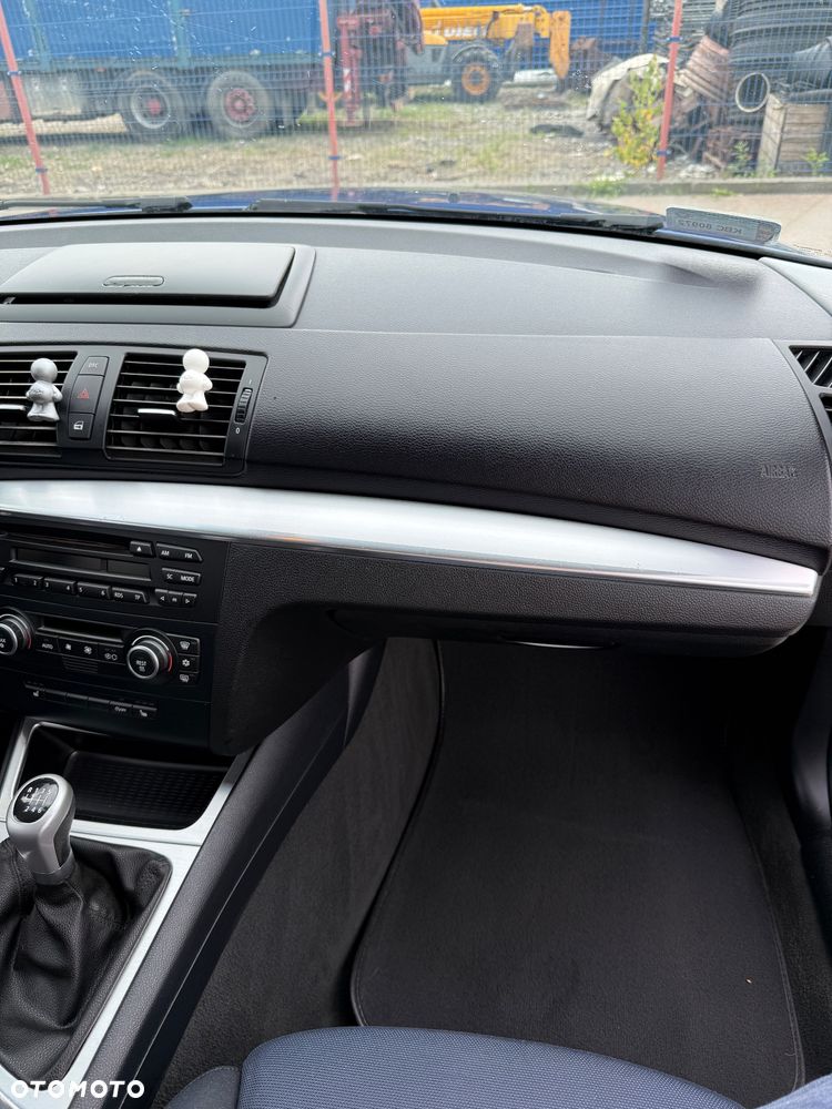 BMW Seria 1 118d - 15