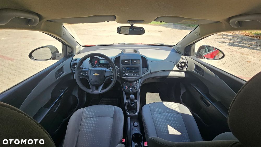 Chevrolet Aveo 1.2 LS - 13
