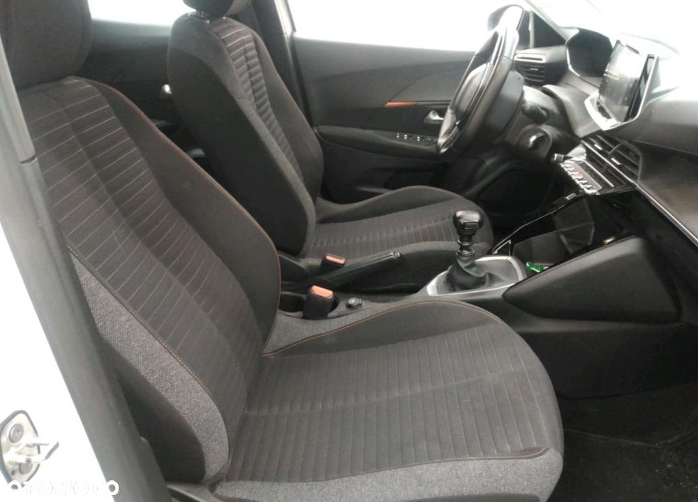 Peugeot 2008 PureTech 100 Active - 5