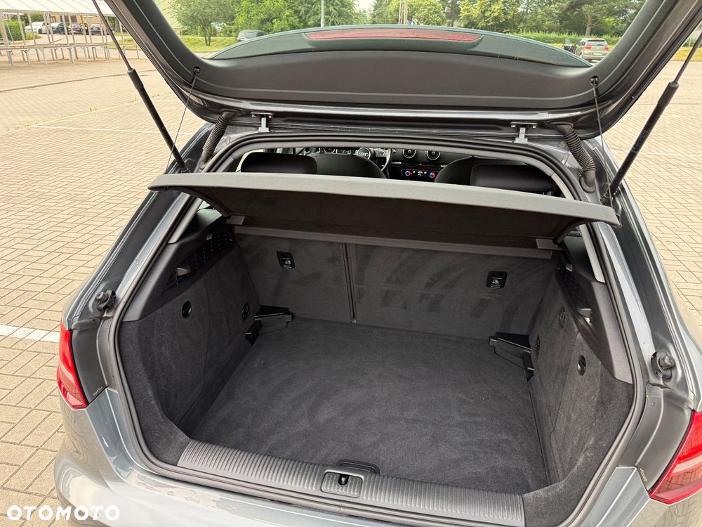 Audi A3 Sportback 30 TFSI - 22