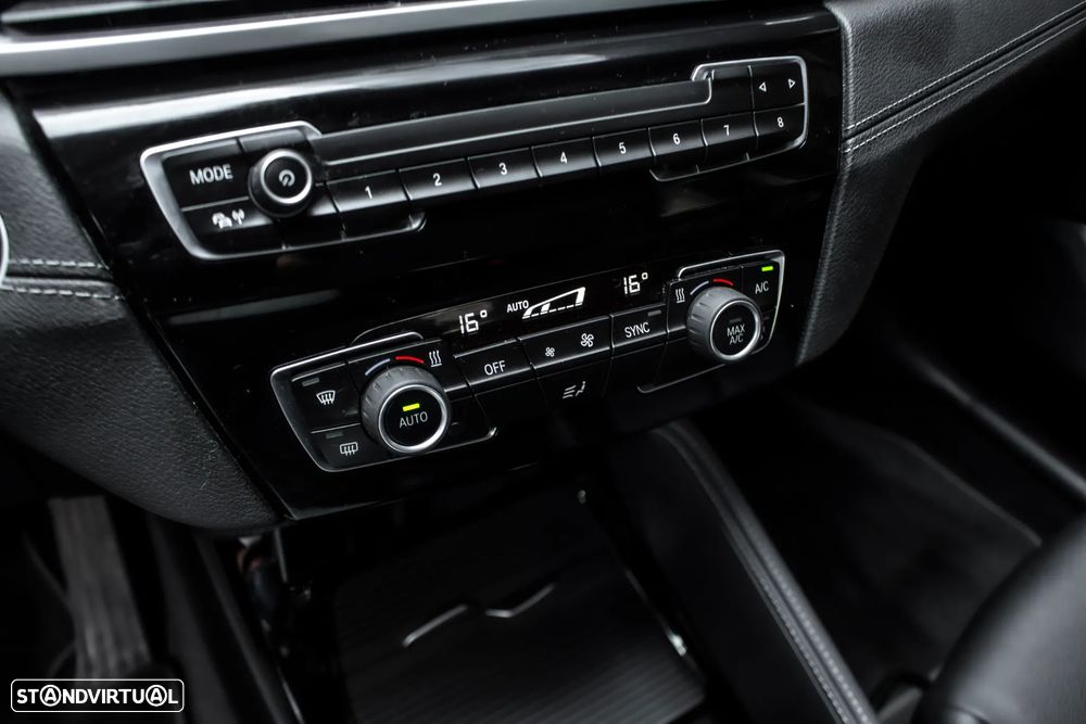 BMW X1 16 d sDrive xLine - 23