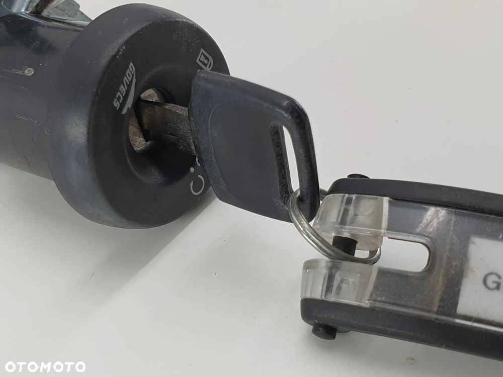 Stacyjka Kluczyk Zamek  Skuter Govecs Go - 3