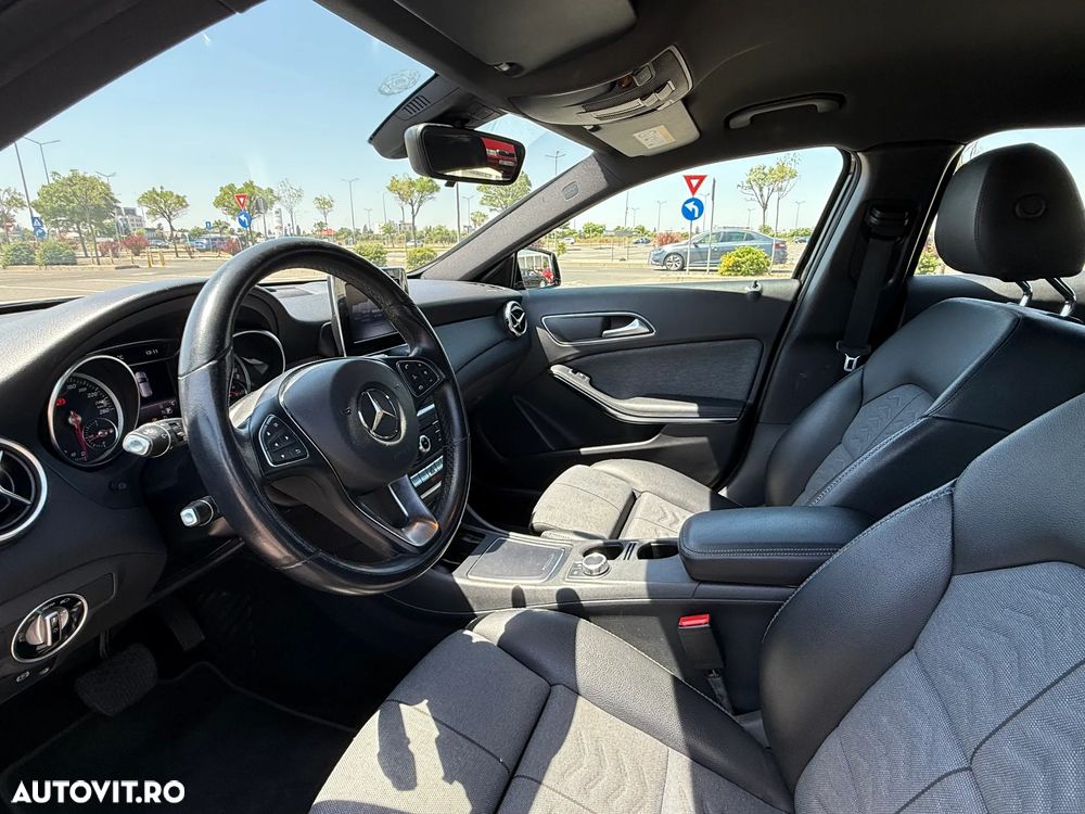Mercedes-Benz GLA - 18
