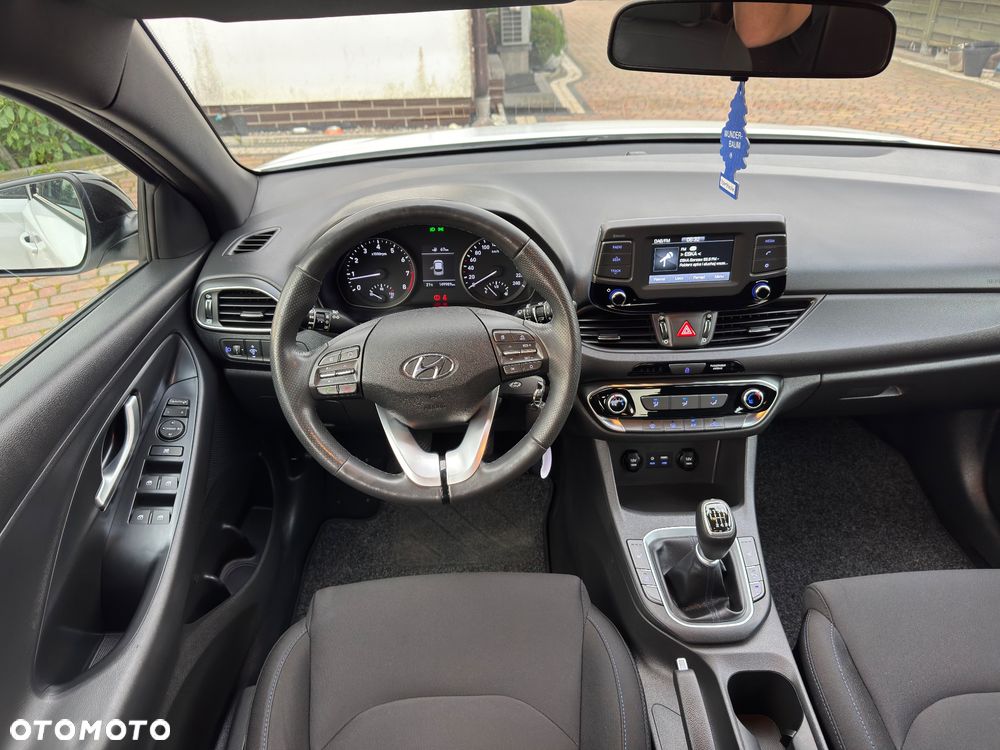 Hyundai i30 1.4 Passion Plus - 21