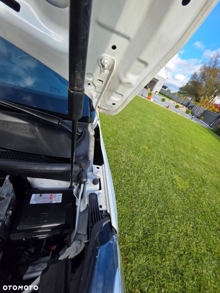 Opel Crossland X - 26