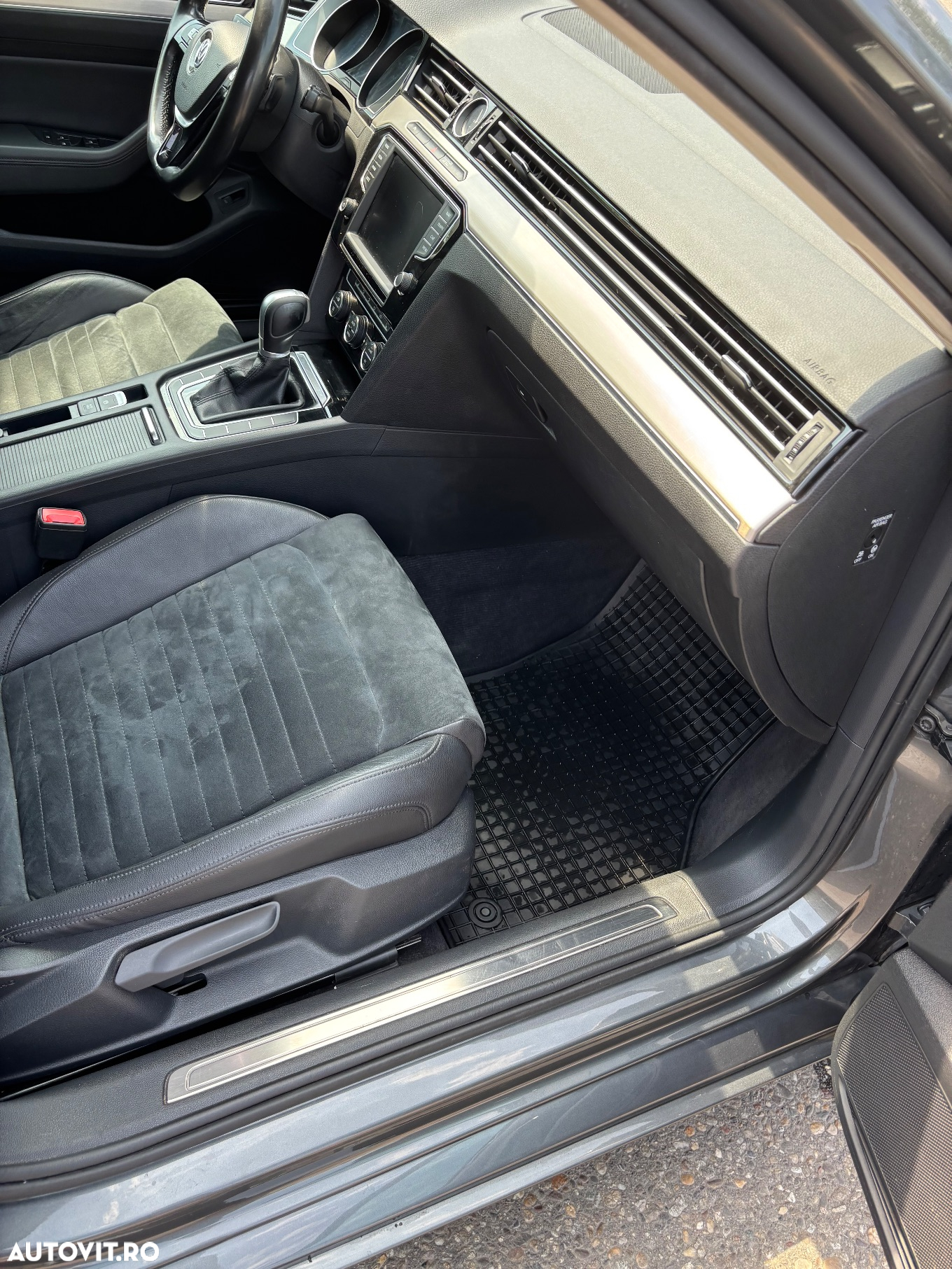 Volkswagen Passat Variant 2.0 TDI DSG (BlueMotion Technology) Highline - 13