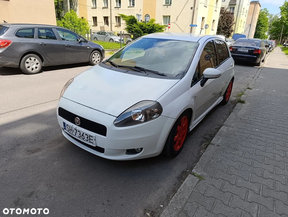 Fiat Grande Punto - 1