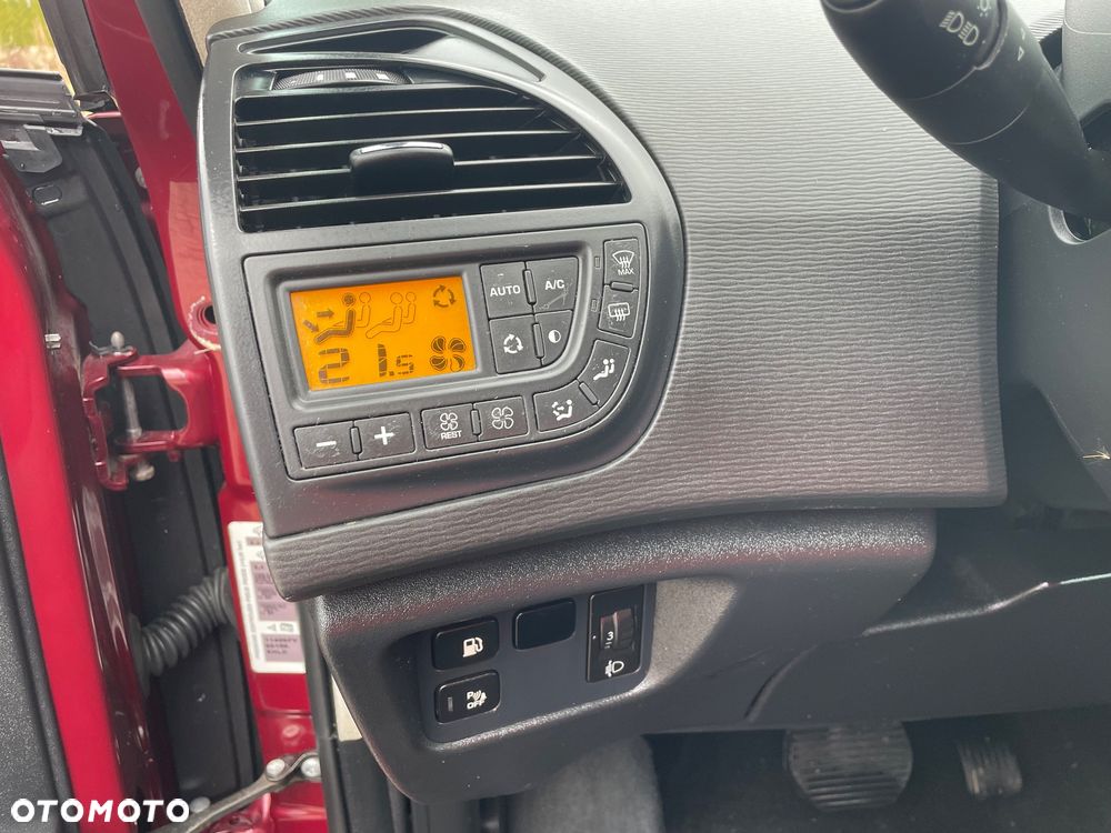 Citroën C4 Grand Picasso - 30