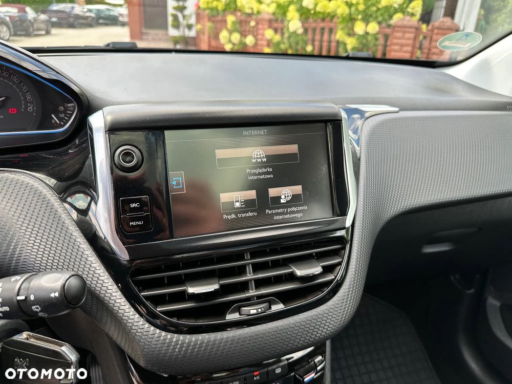 Peugeot 2008 - 14