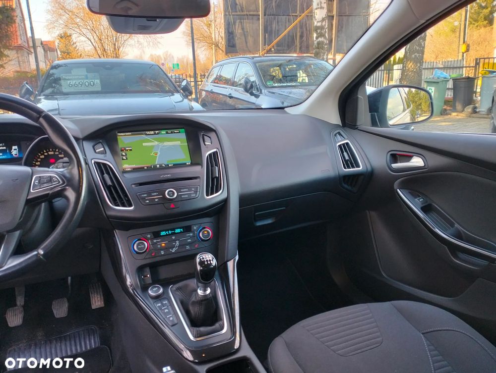 Ford Focus 1.5 TDCi Titanium - 9