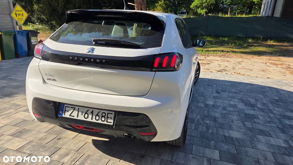 Peugeot 208 PureTech 100 EAT8 Active - 11