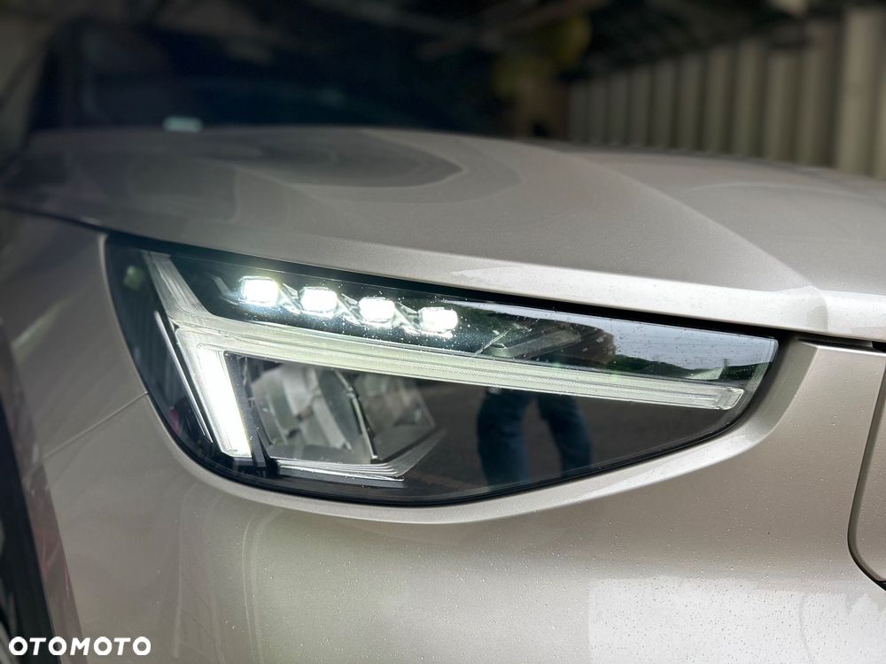 Volvo XC 40 Recharge Plus - 18