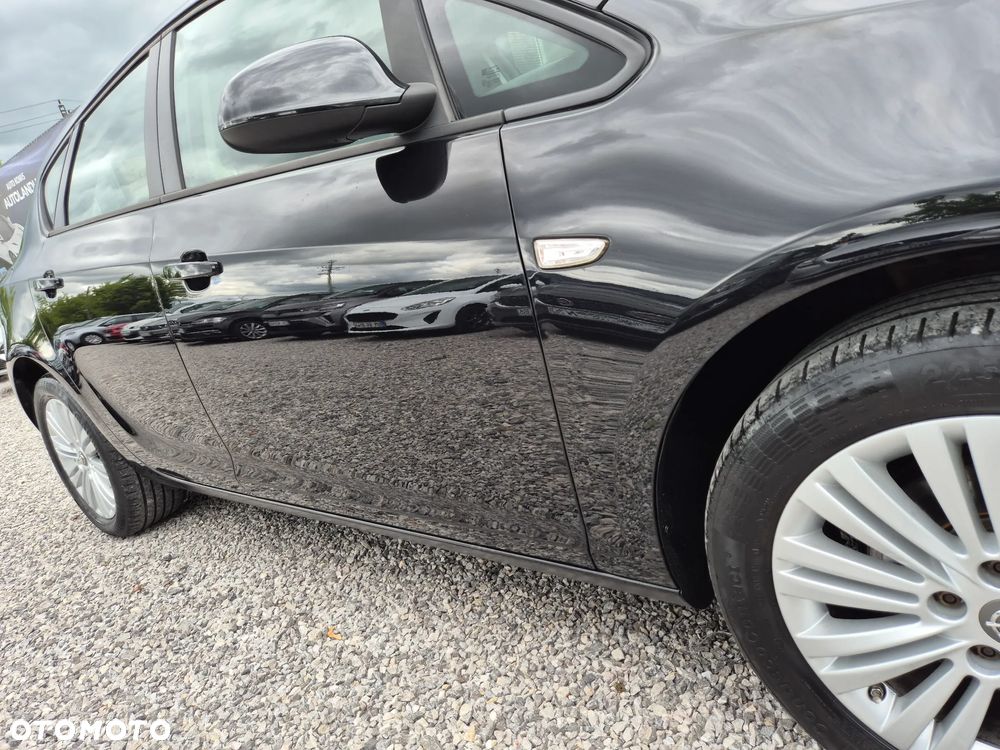 Opel Astra 1.6 CDTI Essentia - 20