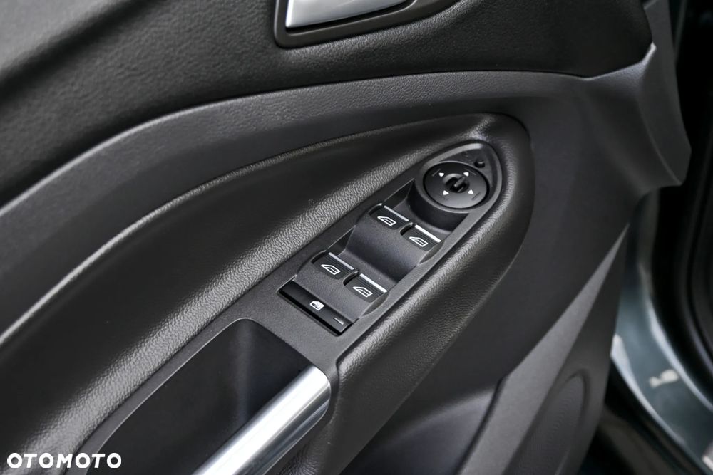 Ford Kuga 2.0 TDCi AWD ST-Line - 36