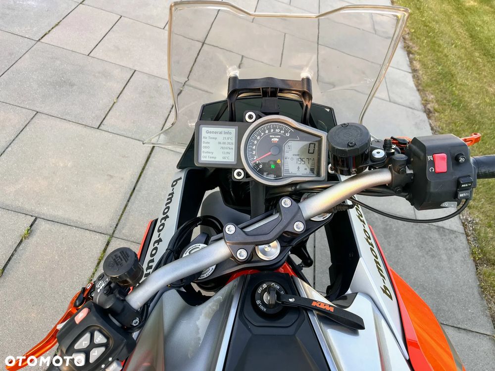 KTM Super Duke - 11