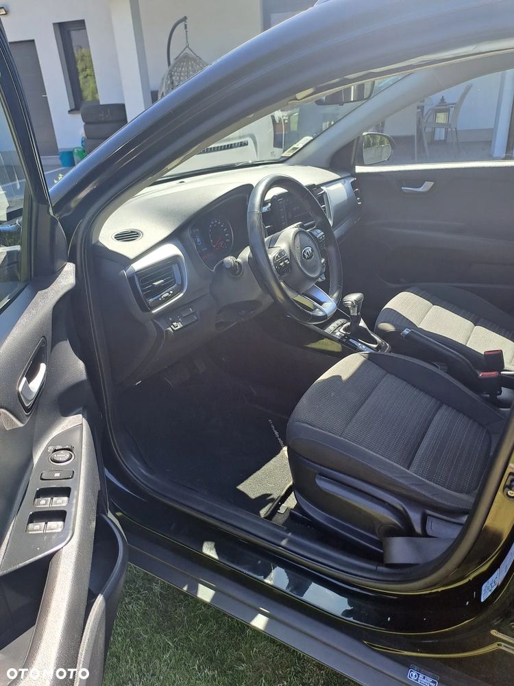 Kia Stonic 1.0 T-GDI DCT OPF Spirit - 22