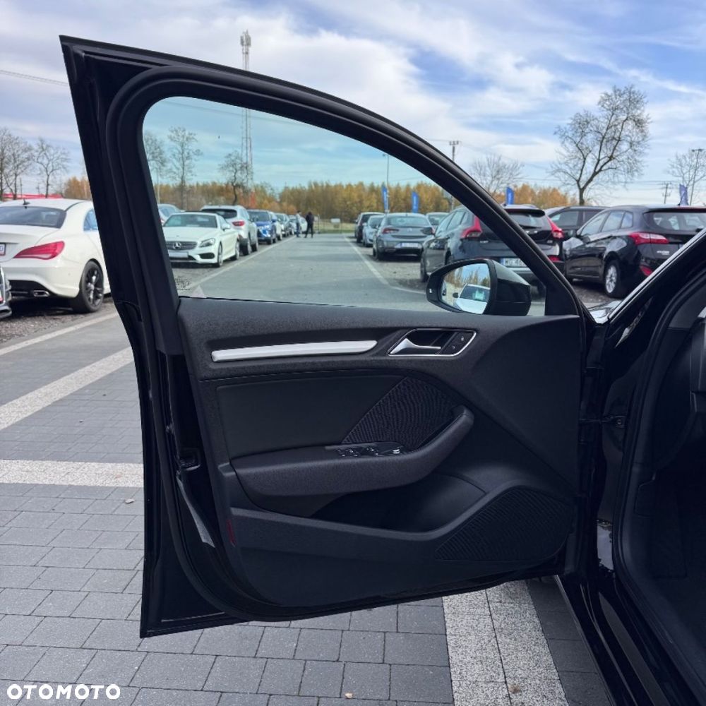 Audi A3 Sportback - 12