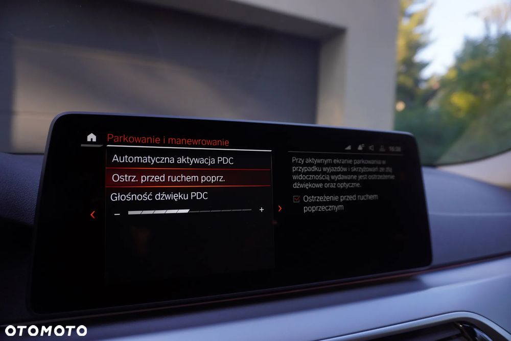 BMW Seria 5 530e xDrive - 34