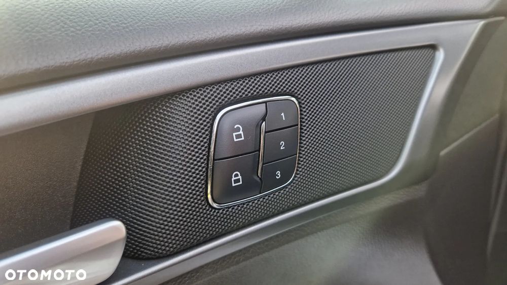 Ford Mondeo 2.0 TDCi ST-Line PowerShift - 18