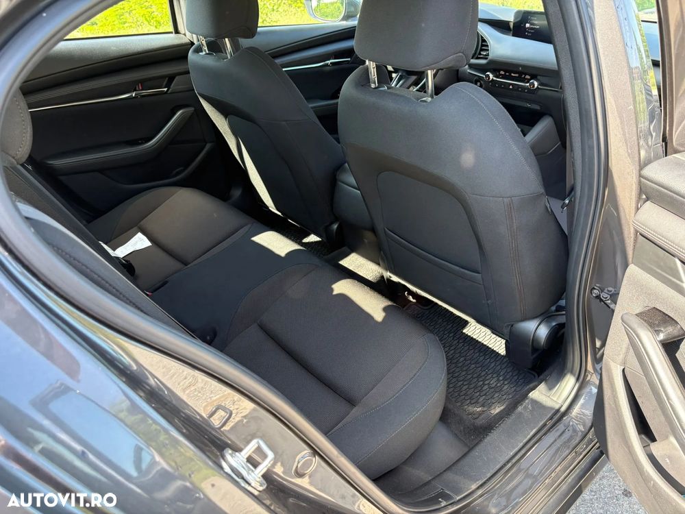 Mazda 3 G122 AT Plus - 16