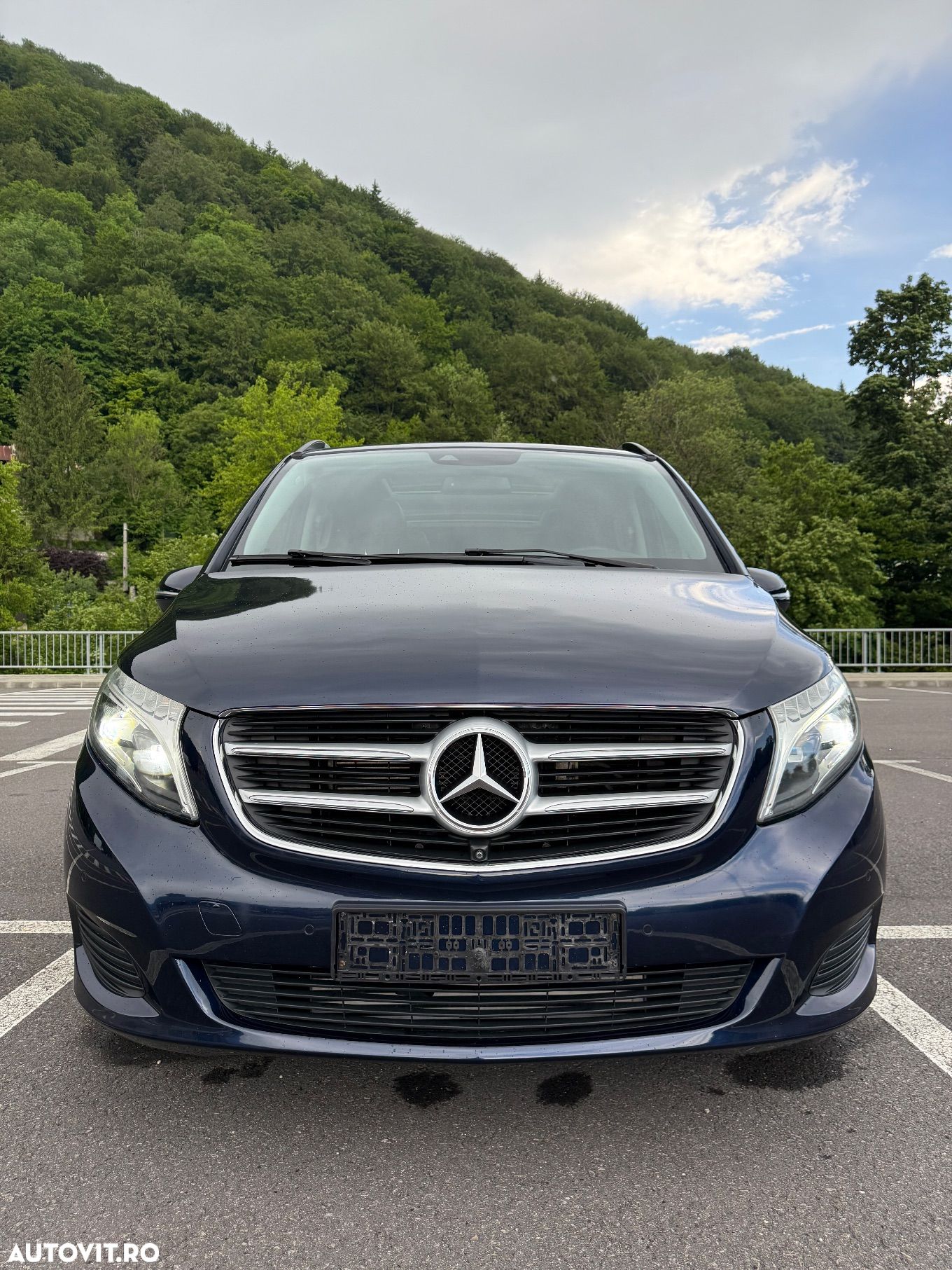 Mercedes-Benz V 250 (BlueTEC) d kompakt 7G-TRONIC Avantgarde Edition - 2
